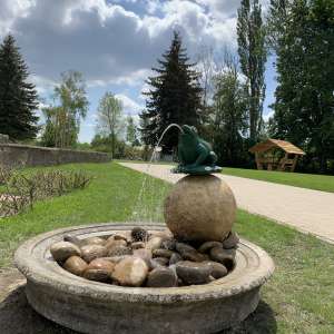 Froschbrunnen im Streitseebad
